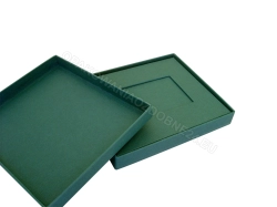 Pudełko na bon upominkowy 150x130x20 mm - karta bankomatowa