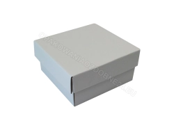 białe pudełko 8x8x4 cm
