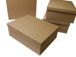 Pudełko na prezent 300x250x120 mm karbowane kraft widok na kilka sztuk pudełek