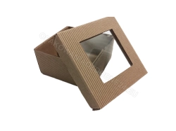 Pudełko z okienkiem 80x80x40 mm z otwartą falą kraft - lekko otwarte - widok 3/4