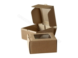 Pudełka z okienkiem 80x80x40 mm karbowane kraft widok dwóch pudełek jedno otwarte