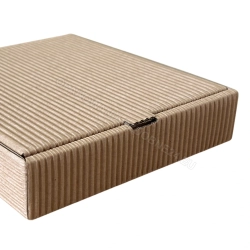 Pudełko ozdobne karbowane 150x130x30 mm - zamknięte, widok na detal zamknięcia